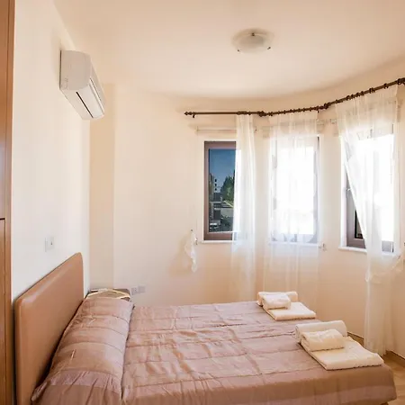 Christina's Luxury * Protaras